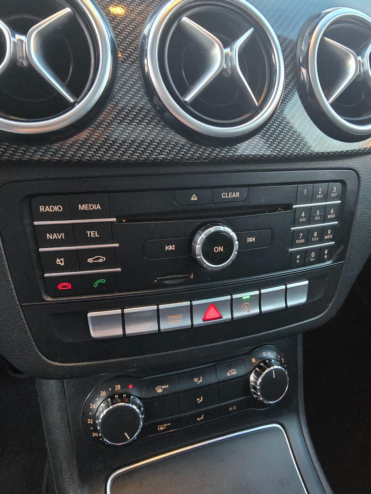 Mercedes-benz B 200 B 200 d Automatic Premium amg