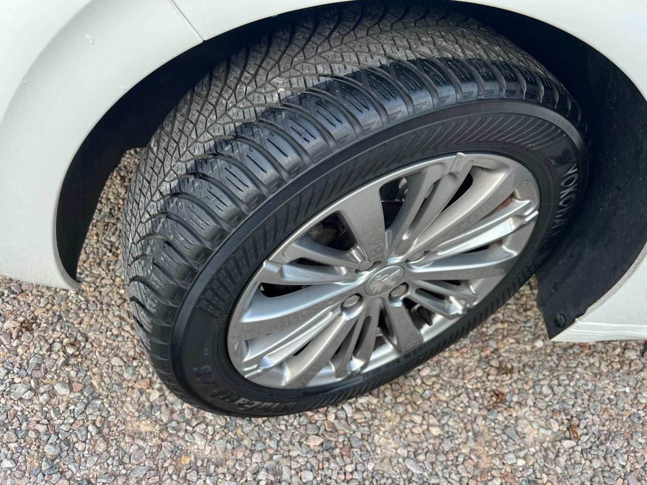 Peugeot 208 PureTech 82 5 porte Active