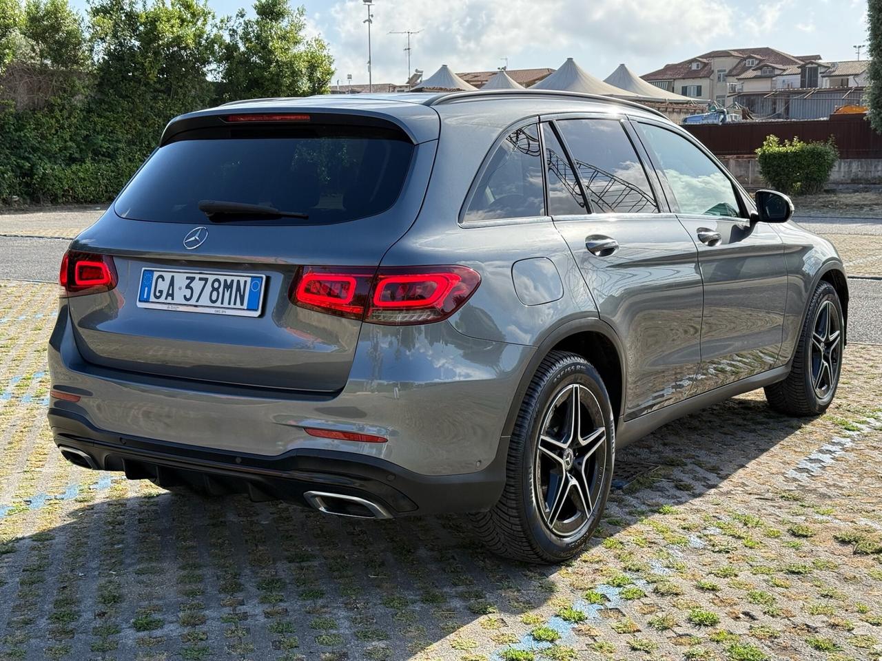 MERCEDES GLC 200d 2021 AMG - Night Edition
