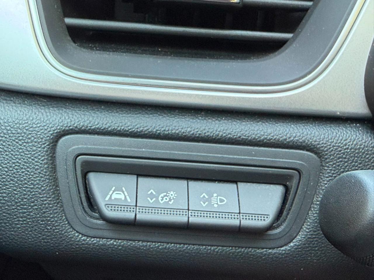 Renault Captur TCe 90 CV INTENS