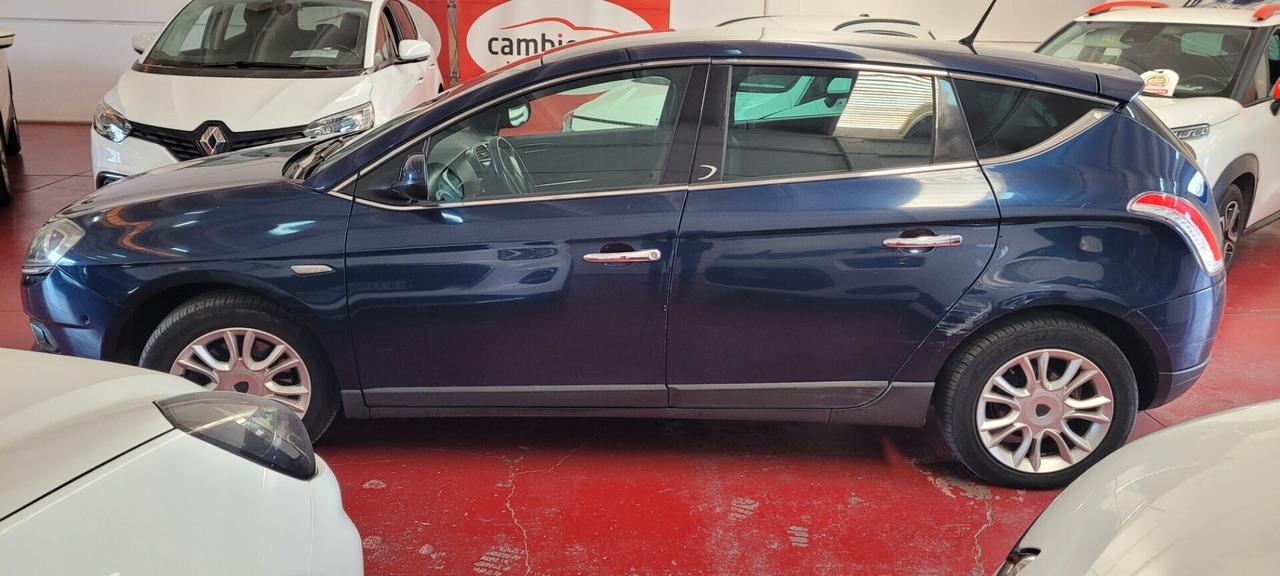 Lancia Delta 1.9 MJT Twinturbo DPF Oro