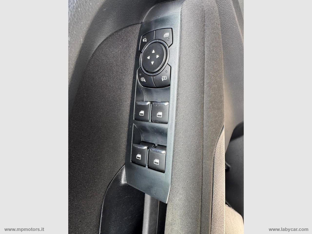 VOLKSWAGEN AMAROK LIFE 2.0 TDI 205CV 4MOTION AUTOMATICO