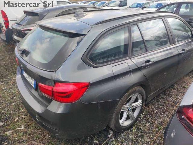 BMW 320 320d xDrive Business Adv. Touring aut. - GV219KS