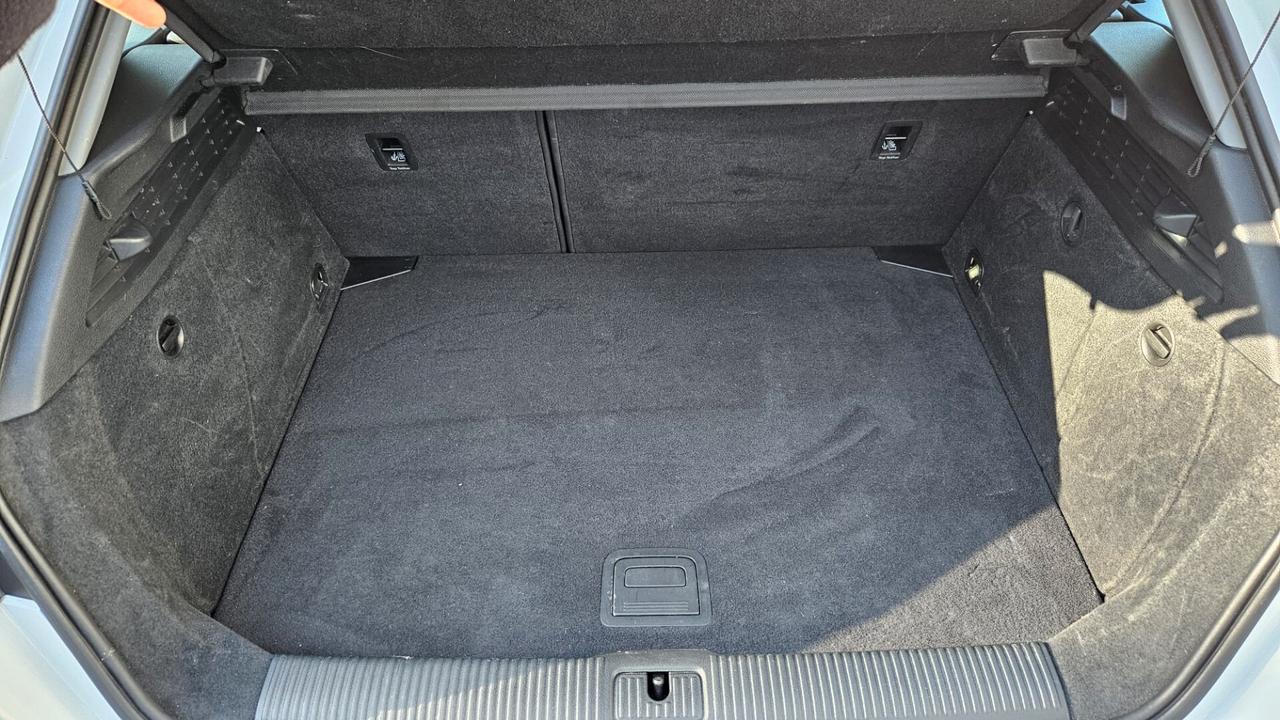 Audi A3 35 TFSI automatico