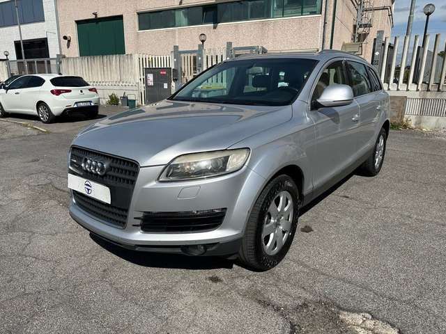 Audi Q7 3.0 V6 TDI 233CV quattro tiptronic