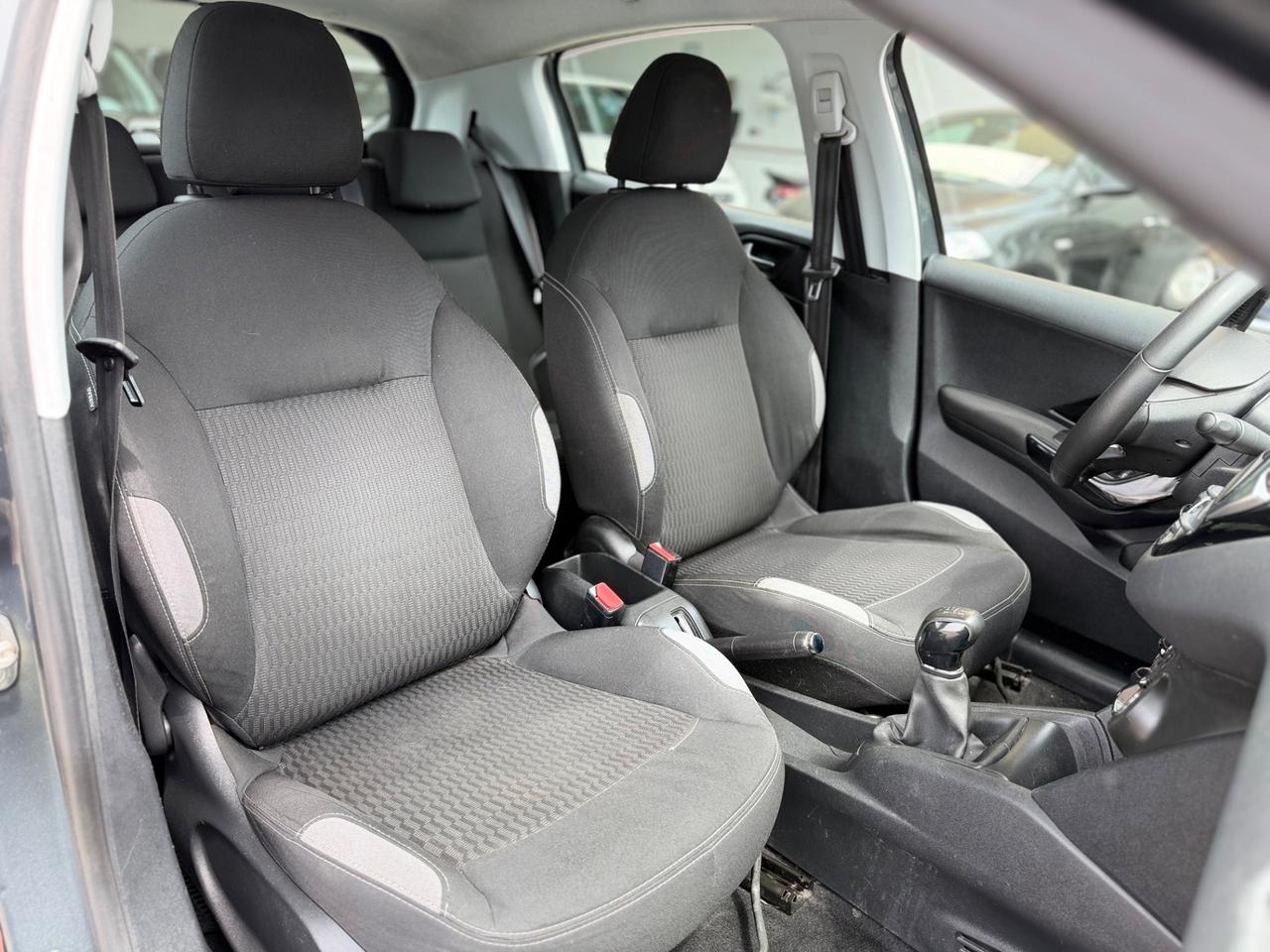 Peugeot 208 1.2 BENZINA 82 CV 5 portE