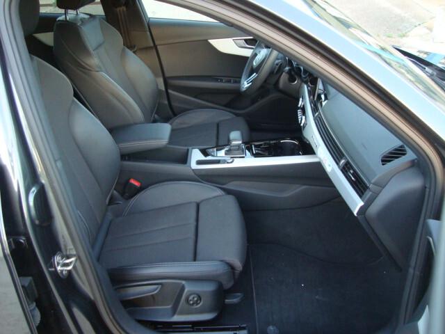 Audi A4 Avant 40 TDI quattro S tronic line edition