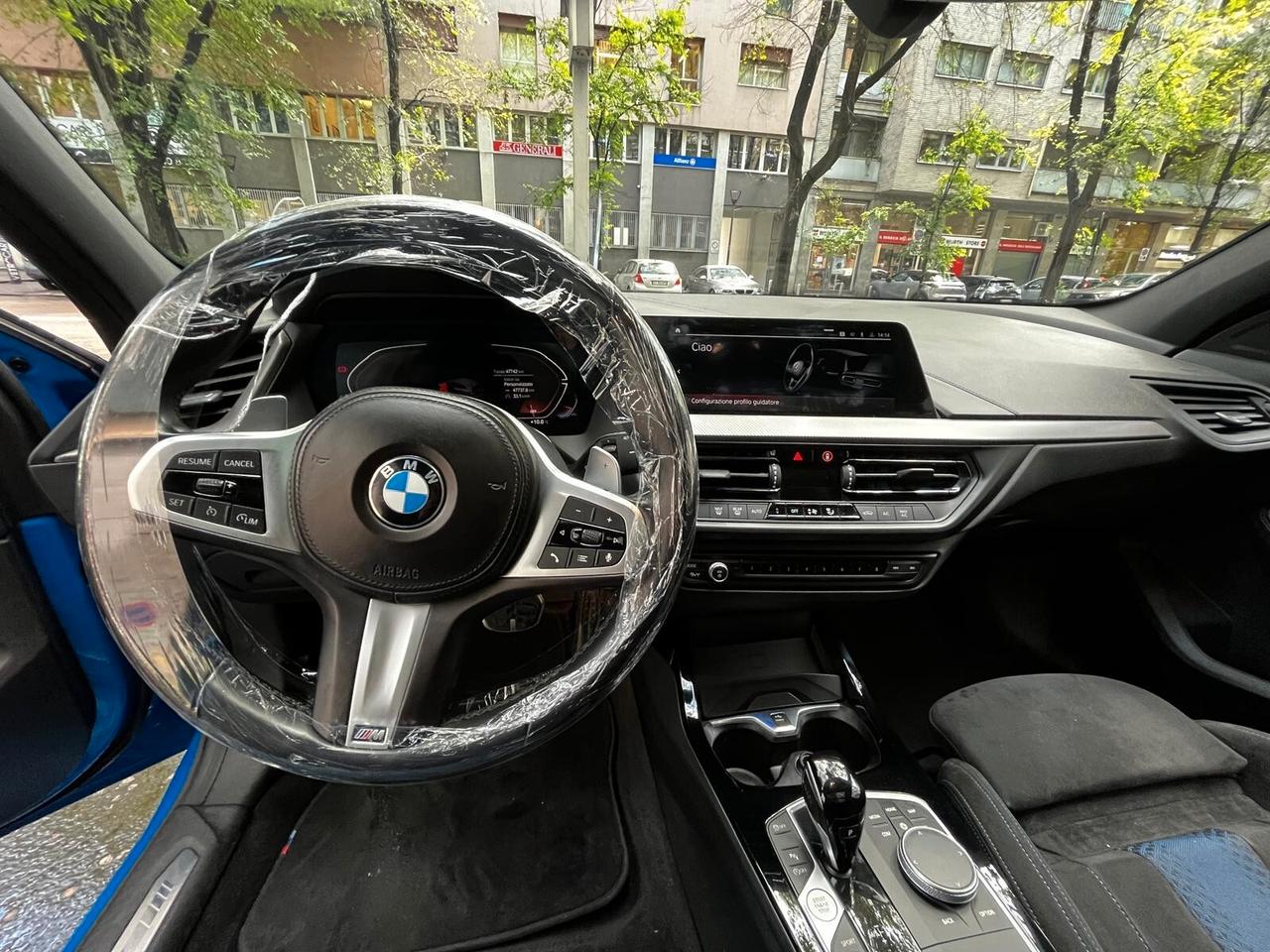 Bmw 120 120i 5p. Msport