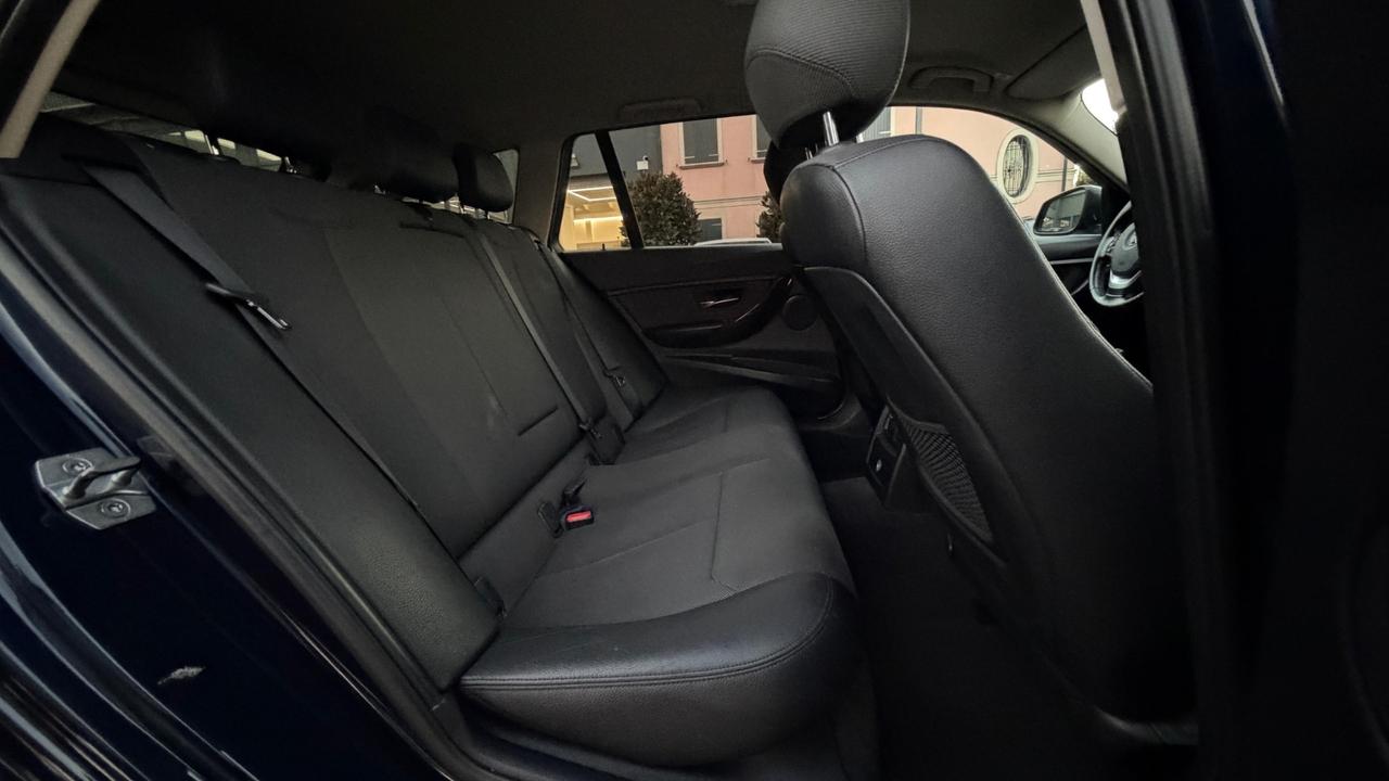 Bmw 320 320d xDrive Touring Business aut.
