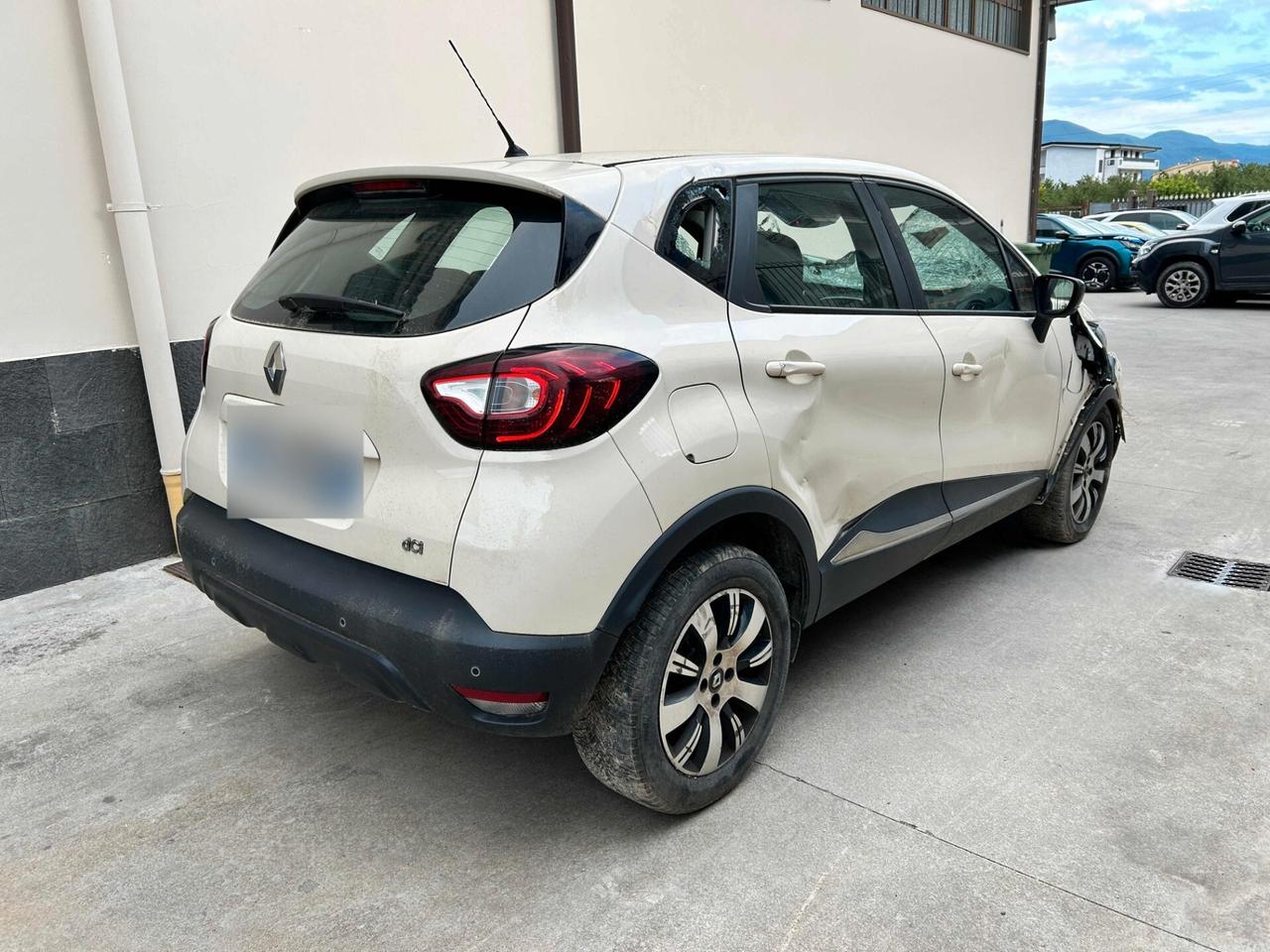 Renault Captur 1.5 dCi 90CV - 2017 Incidentata