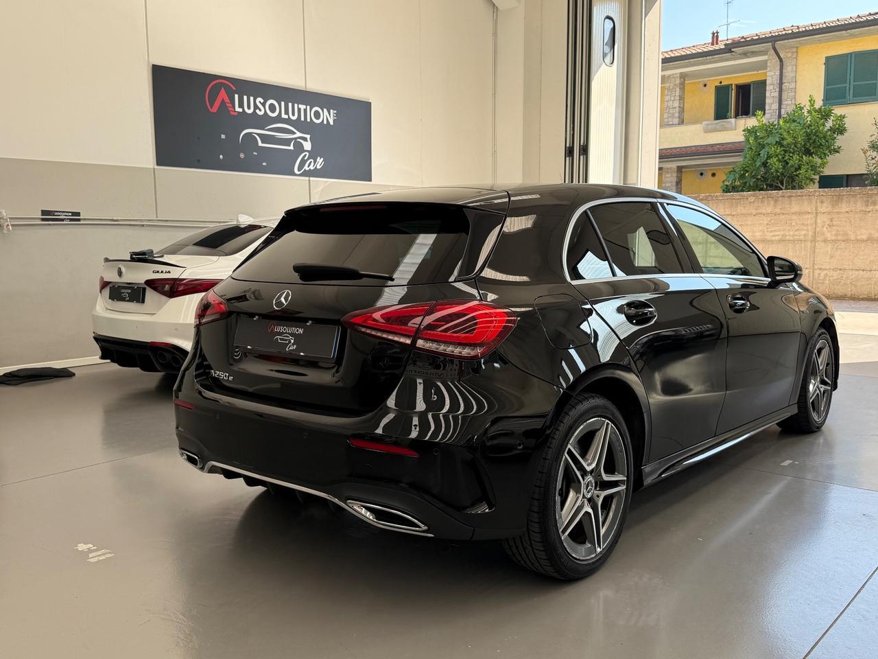 Mercedes-benz A 250 e Automatic EQ-Power Premium