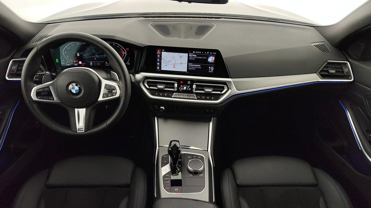 BMW 320d Touring mhev 48V xdrive Msport auto