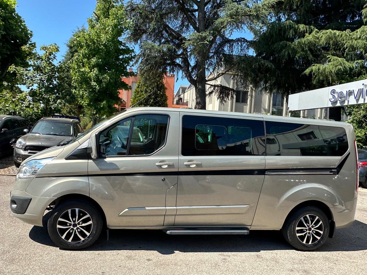 Ford Tourneo Custom Tourneo Custom 300 2.2 TDCi 155CV PL Titanium