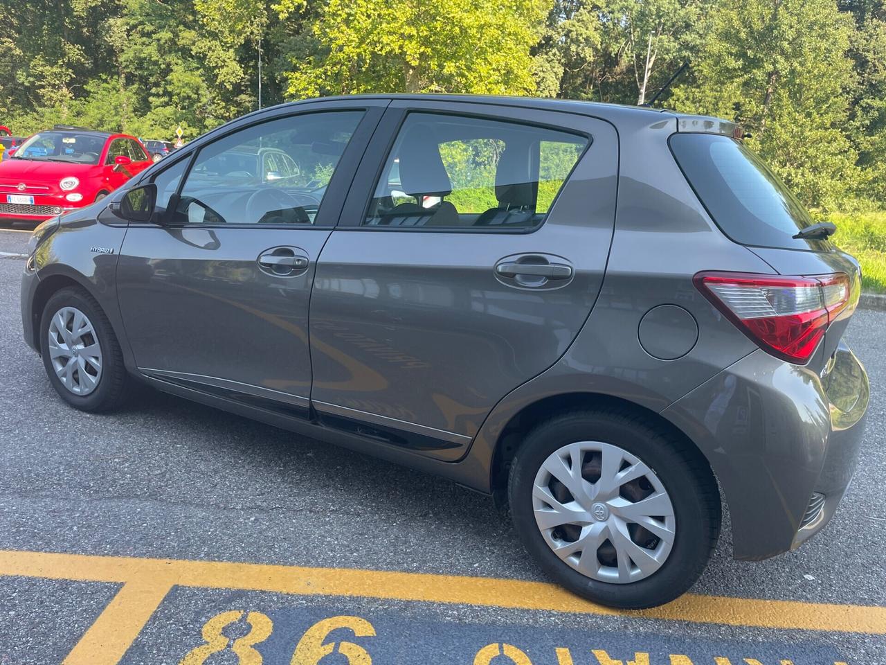 Toyota Yaris 1.5 Hybrid 5 porte*Automatik*Neopatentati*