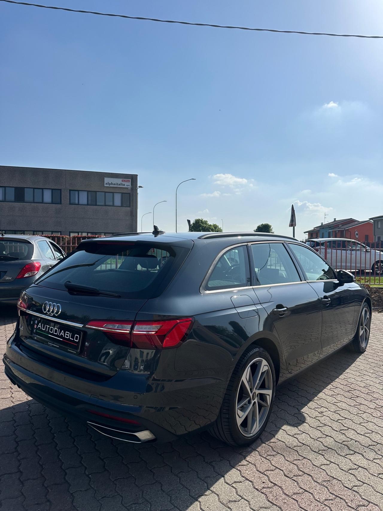 Audi A4 Avant 35 TDI/163 CV S tronic Business Advanced