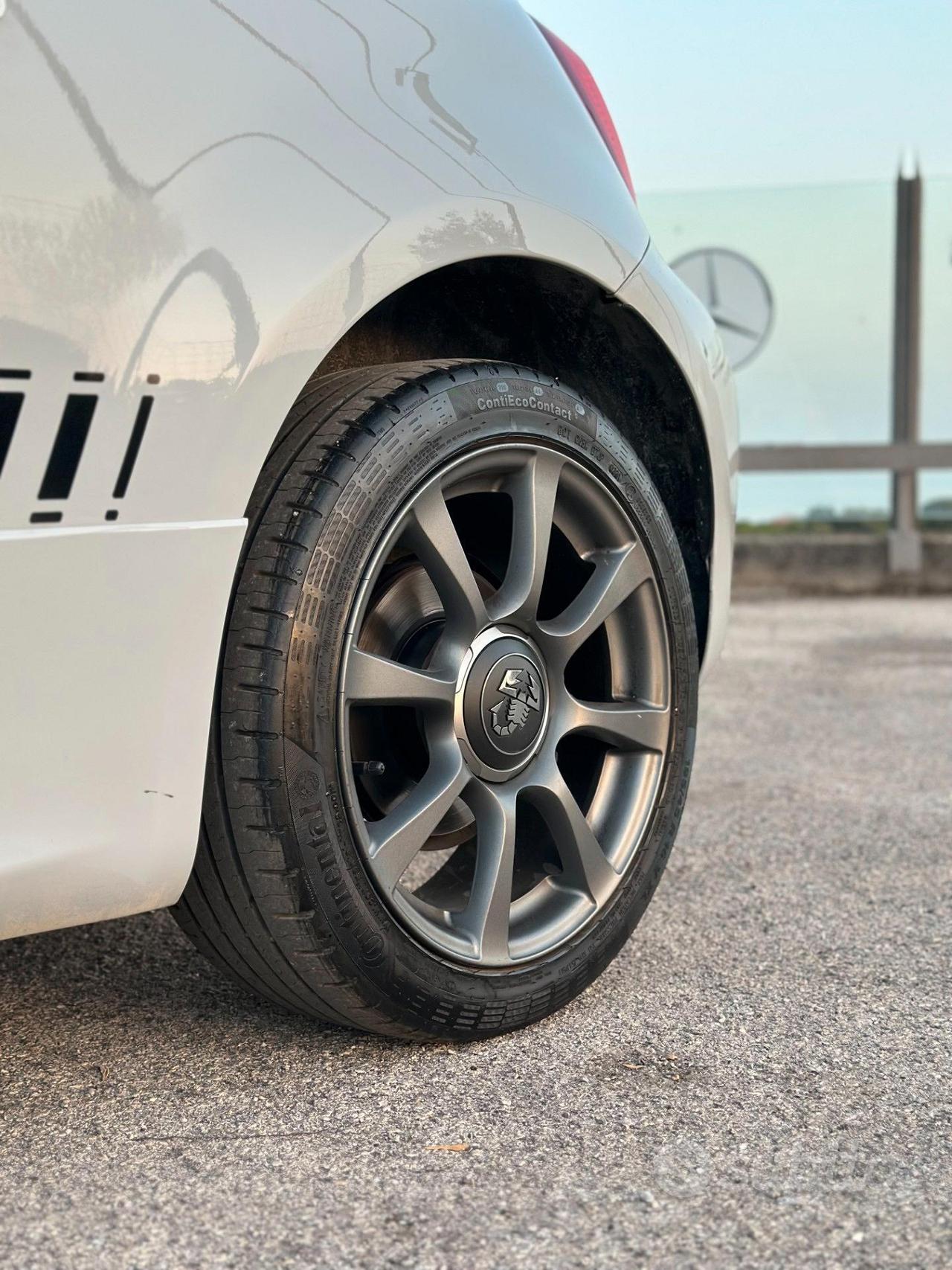 Abarth 595 1.4 Turbo T-Jet 145 CV *16.000km