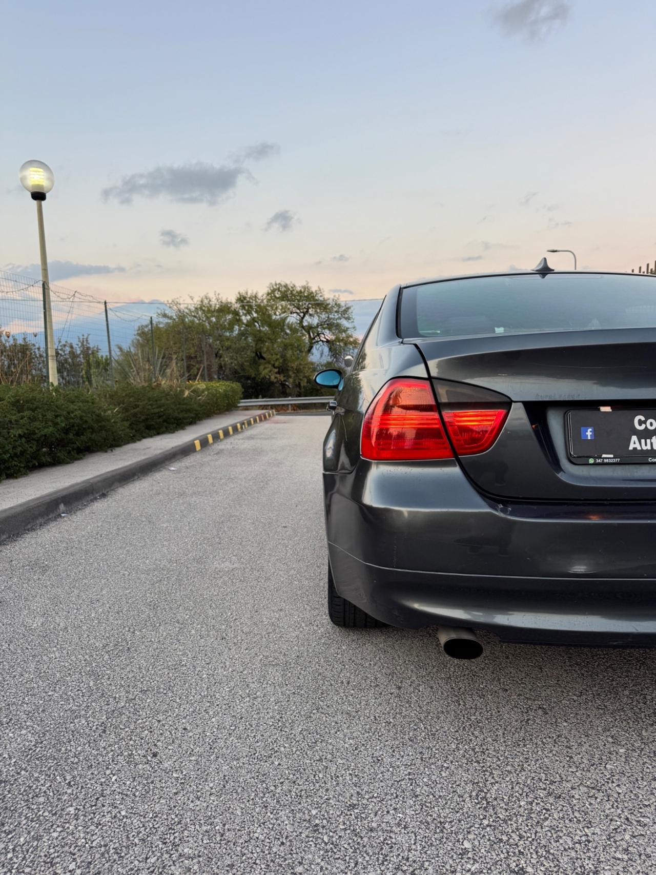 Bmw 320 D CAMBIO AUTOMATICO/INTERNI IN PELLE