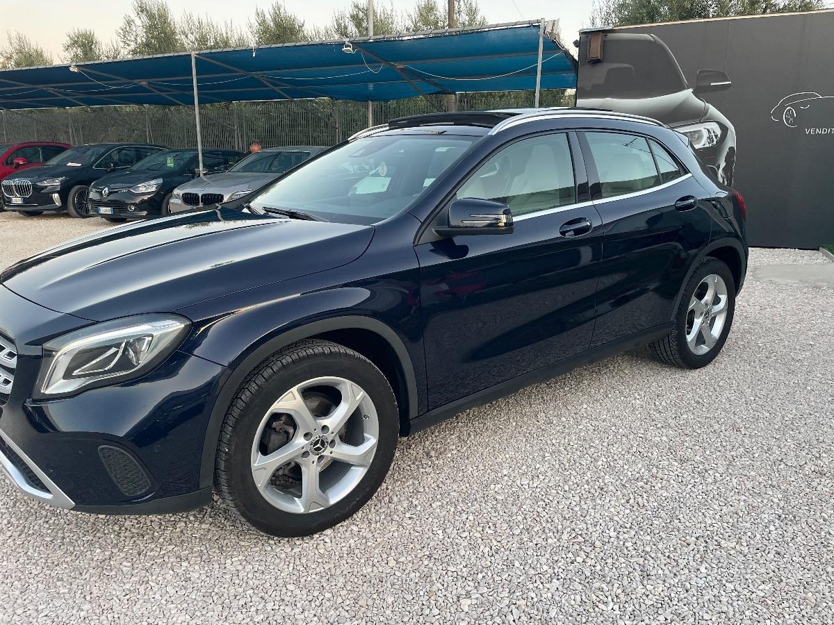 MERCEDES - Classe GLA - GLA 200 d Automatic Premium