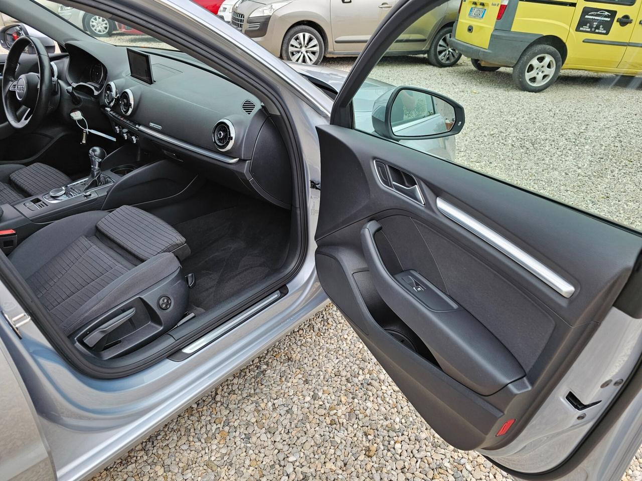 Audi A3 SPB 30 TDI S tronic Sport GARANTITA
