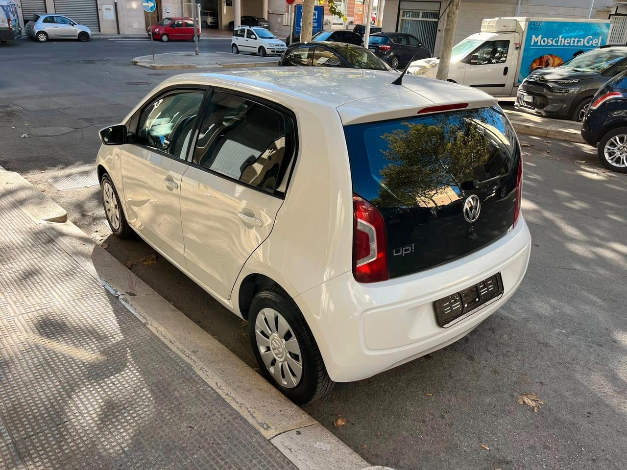 Volkswagen up! 1.0 75 CV 5p. move