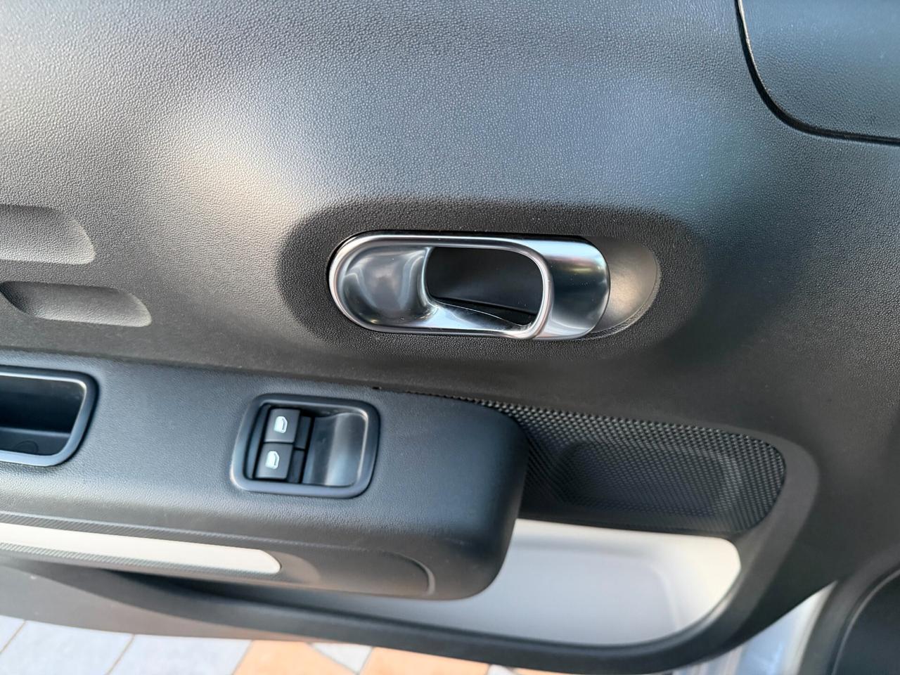 Citroen C3 1.5 BLUEHDI 100 cv. YOU