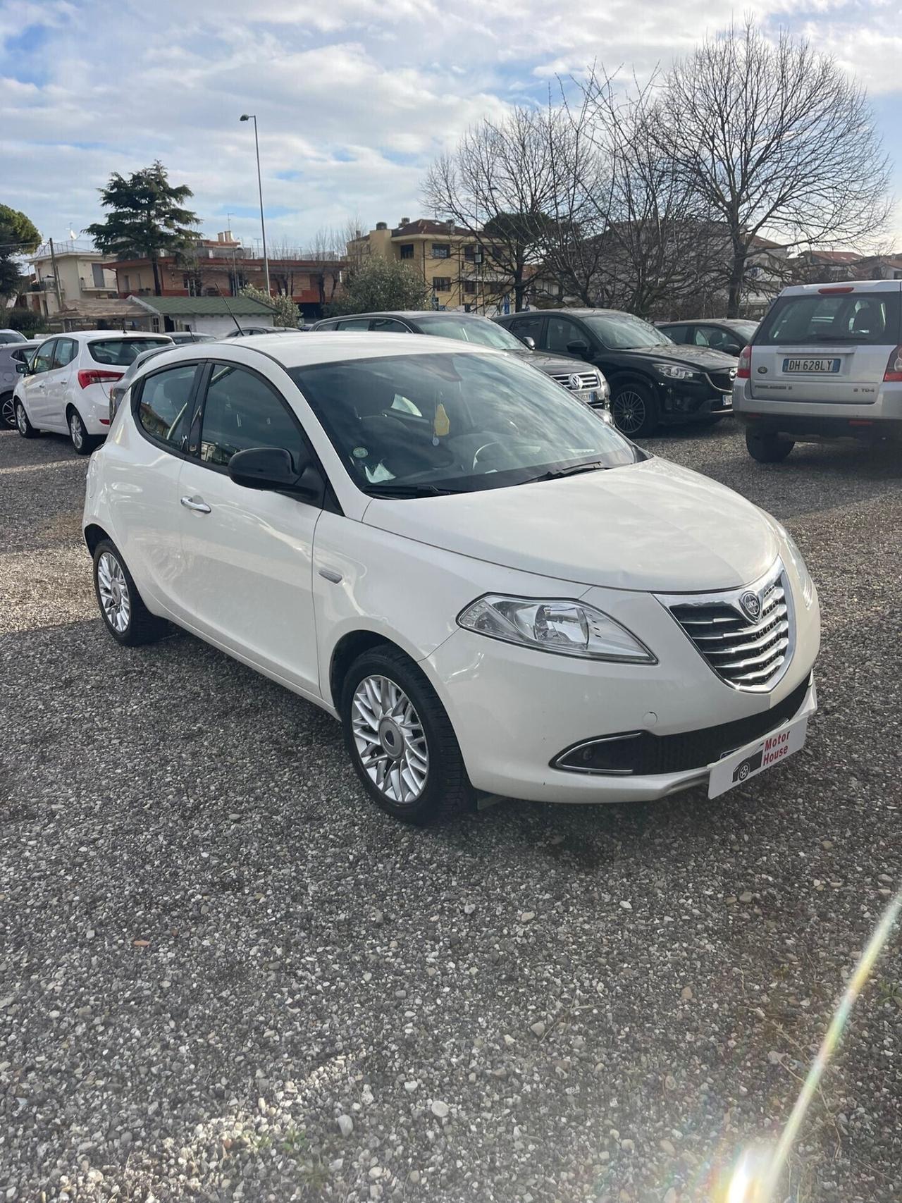 Lancia Ypsilon 1.3 MJT 16V 95 CV 5 porte S&S Gold