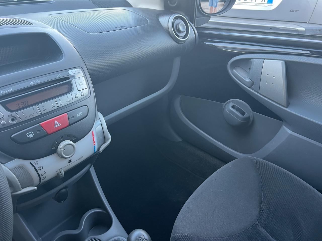 Peugeot 107 1.0 68CV 5p. Sweet Years