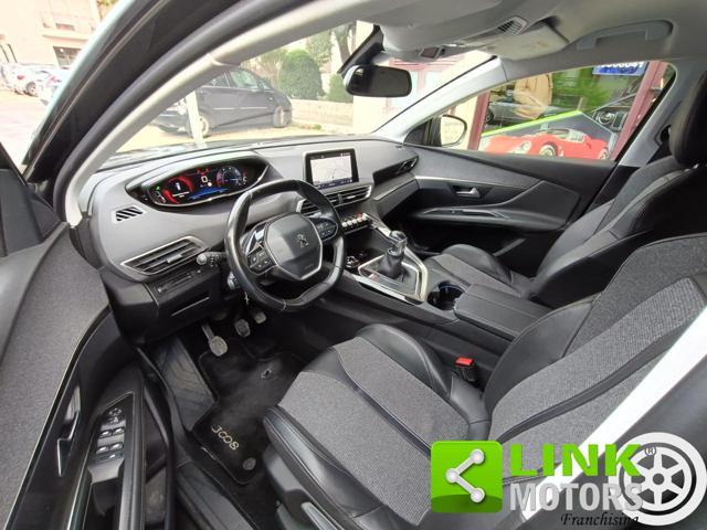 PEUGEOT 3008 BlueHDi 120 S&S Allure