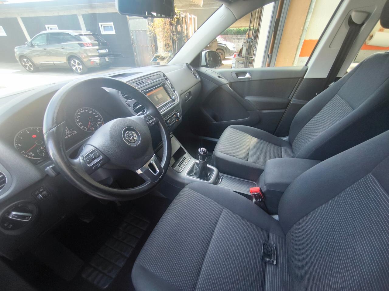 VOLKSWAGEN TIGUAN 1,4 TSI BENZINA 122 CV-OK NEOPATENTATI-GANCIO TRAINO