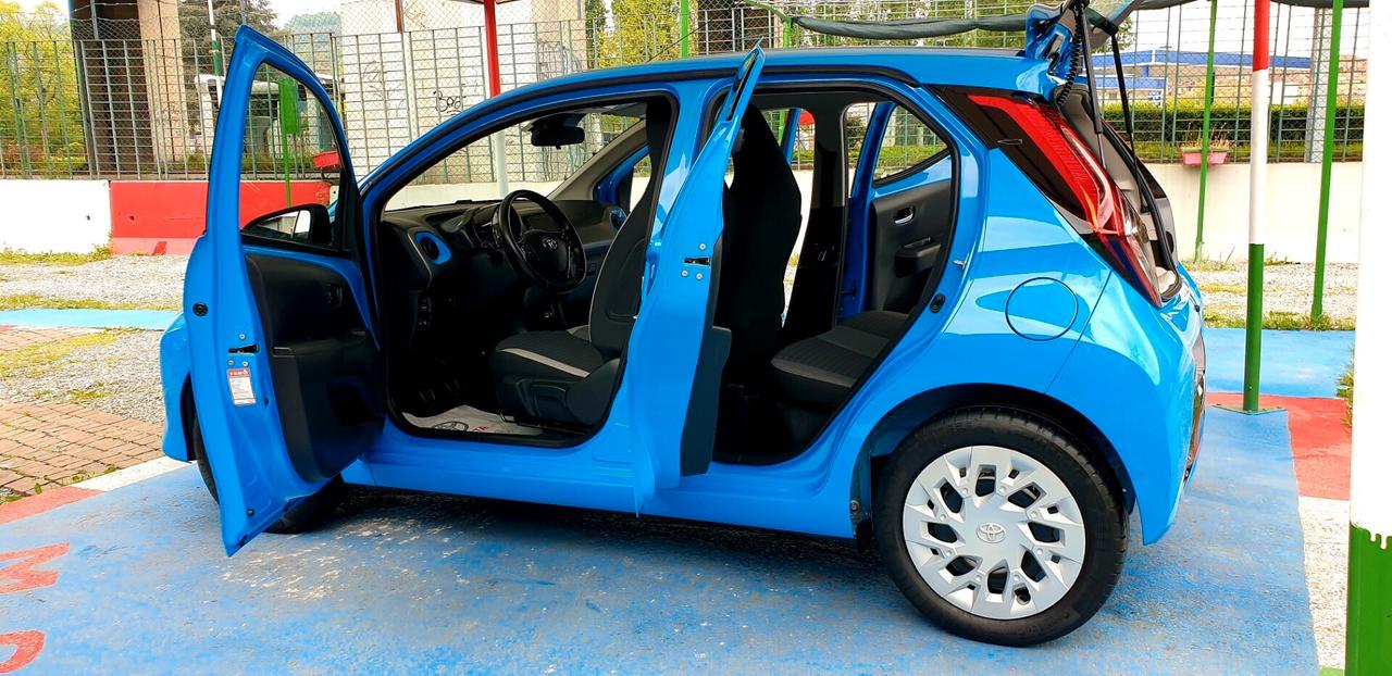 TOYOTA AYGO 1.0 BENZINA ANNO 2019 KM 56 MILA