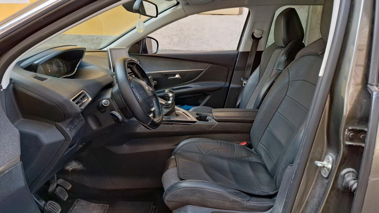 PEUGEOT 3008 1.5 HDI ALLURE