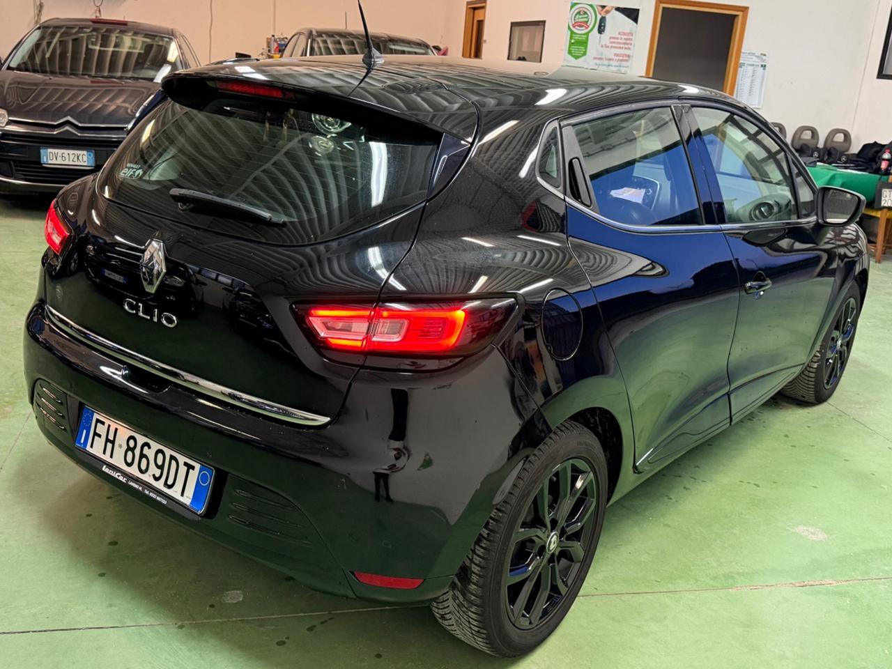 Renault Clio 1.2 75CV 5 porte Intens