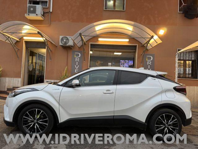 TOYOTA C-HR 1.8 Hybrid E-CVT LOUNGE