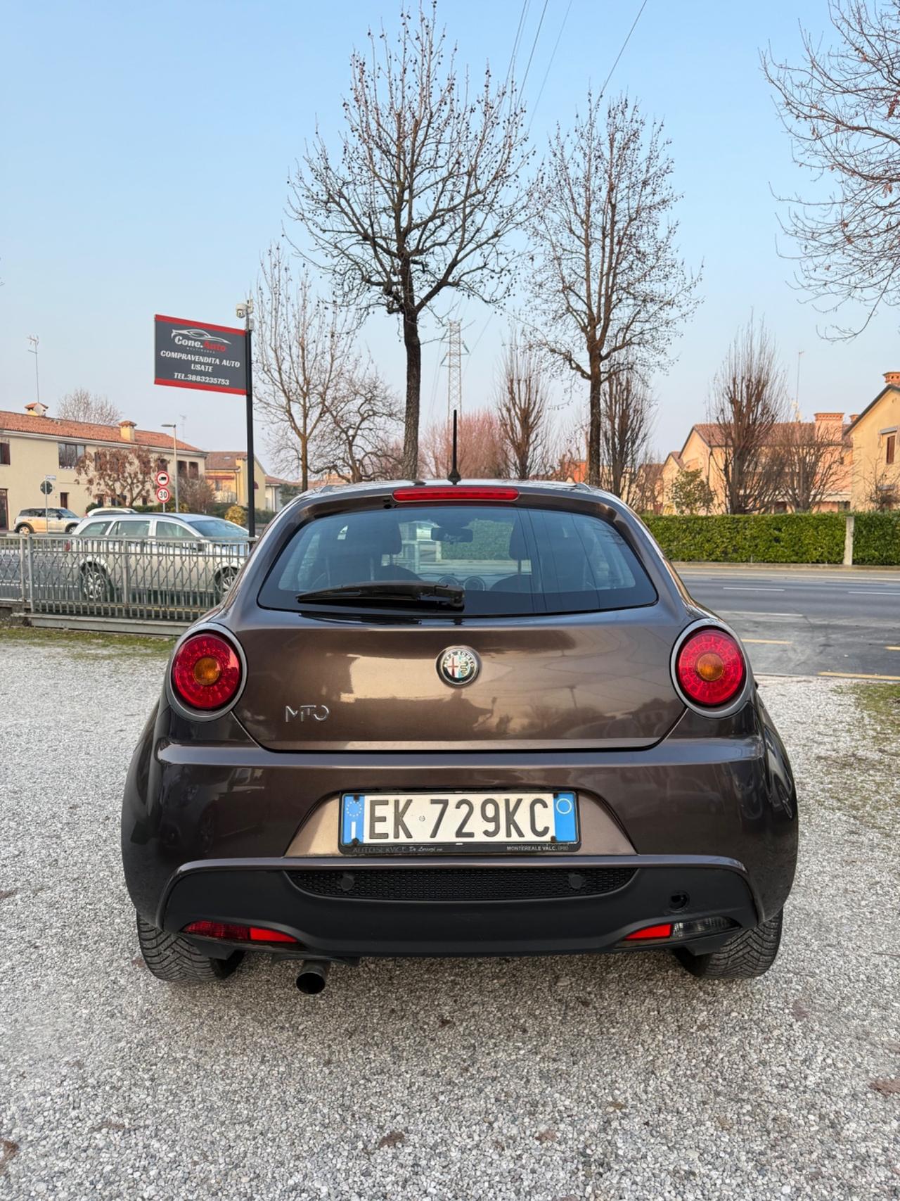 Alfa Romeo MiTo 1.4 105 CV M.air S&S Distinctive Sport Pack