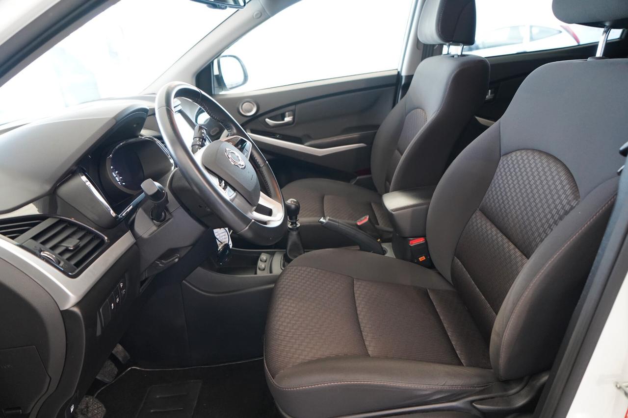 Ssangyong Korando 2.2 Diesel 2WD MT Plus