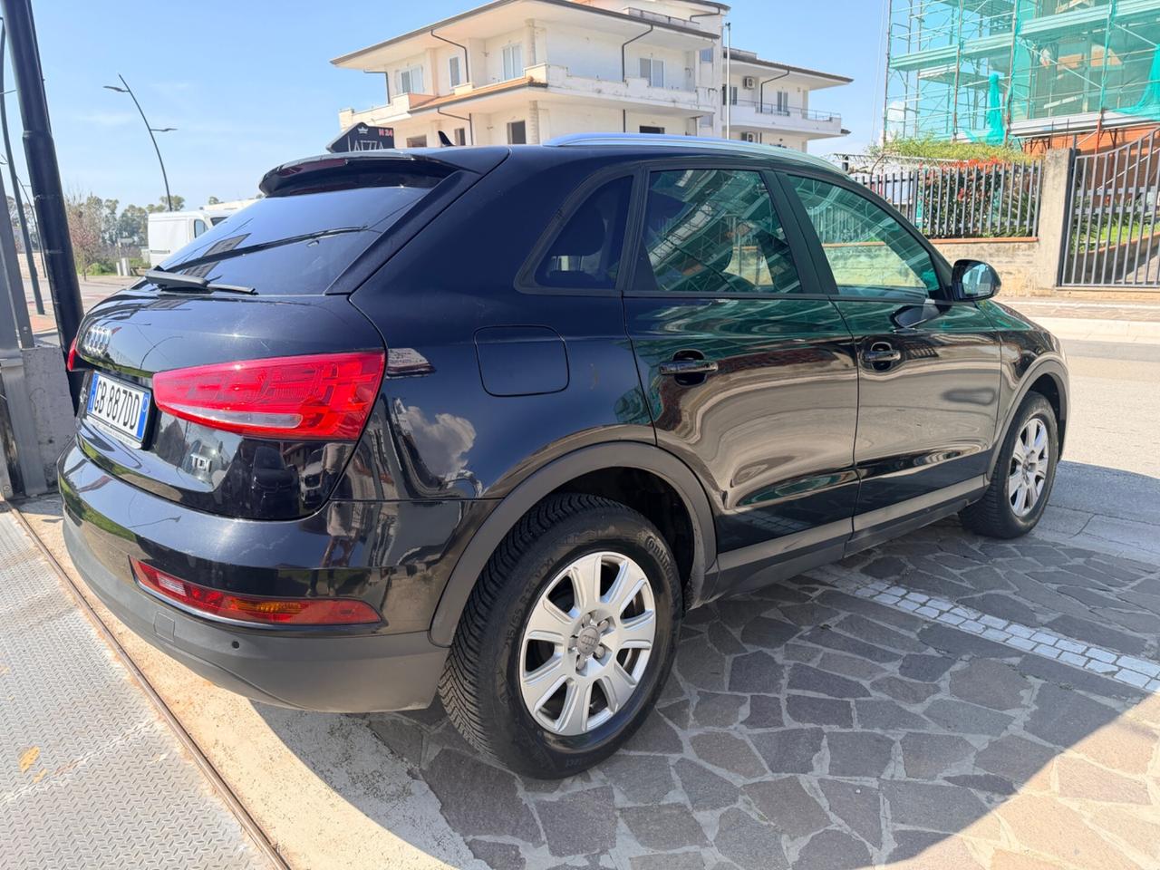 Audi Q3 2.0 TDI 120 CV Design