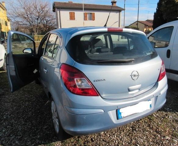 Opel Corsa 1.4 16V 5 porte Enjoy POCA STRADA NEOPATENTATI