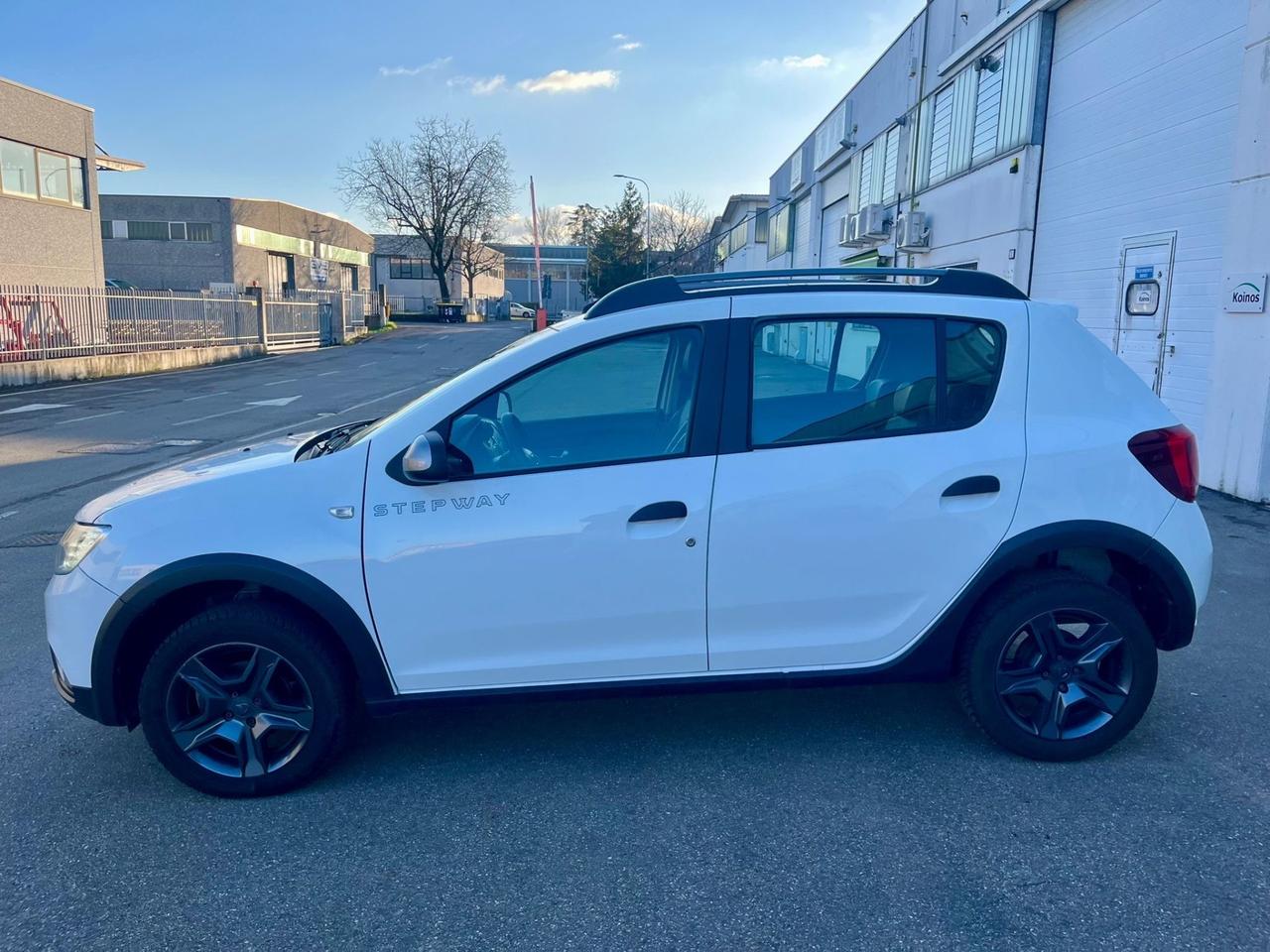 Dacia Sandero Stepway 0.9TurboGPL 2017 138.000km euro 6b perfetta