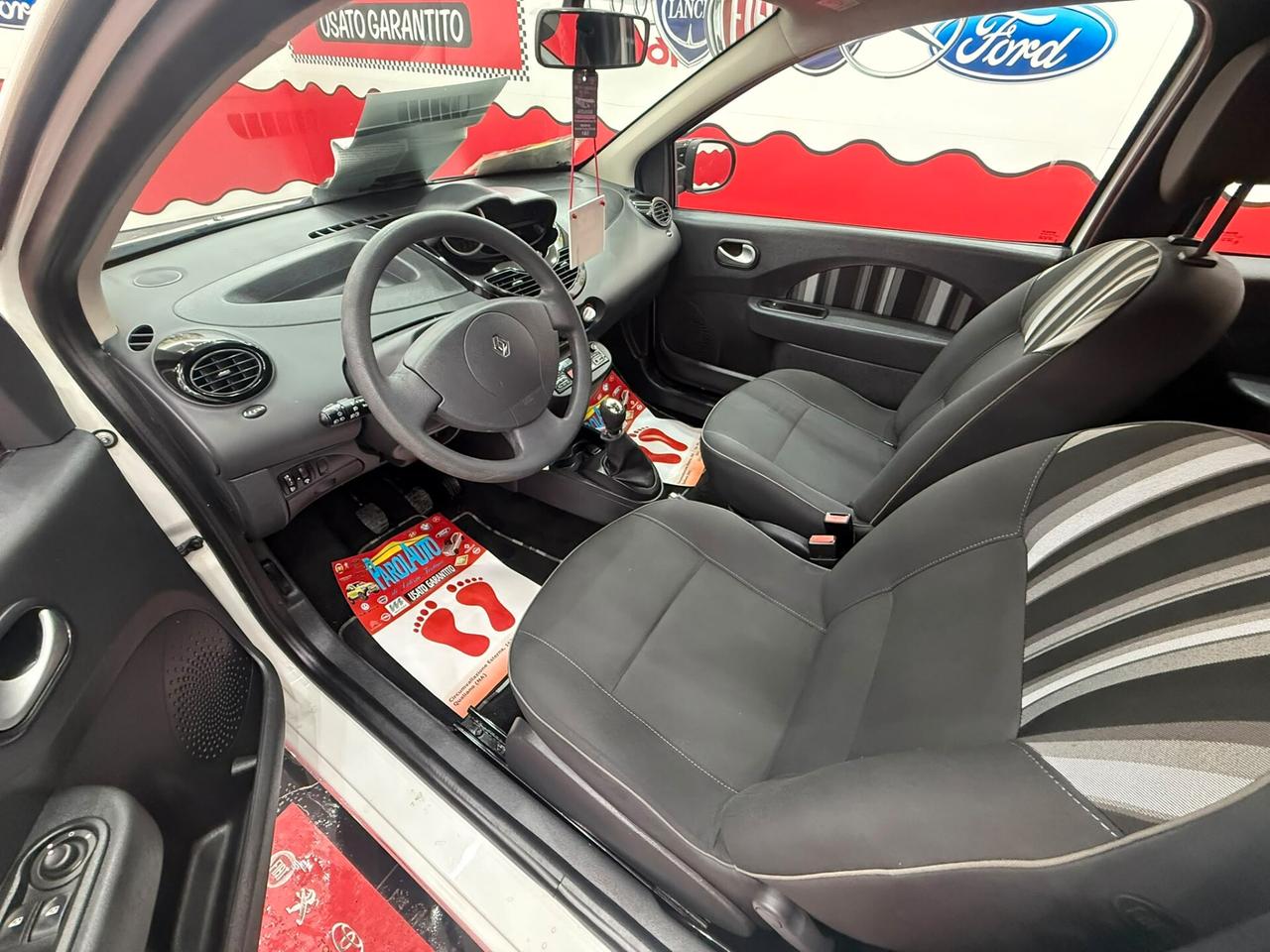 Renault Twingo 1.2 75cv Night&Day - 2014