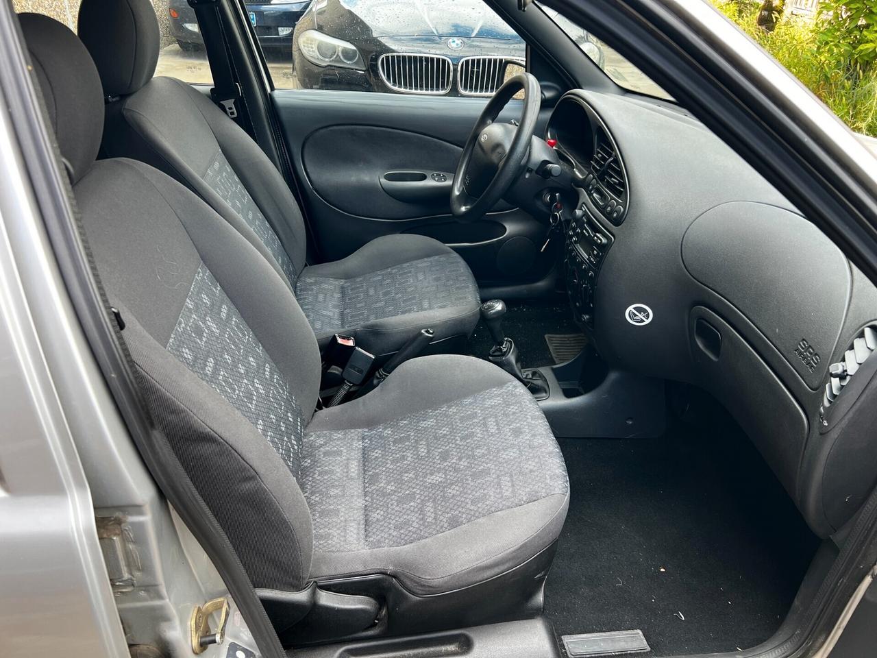 Ford Fiesta 1.2 16V 5p.euro 4 adatta a neopatentati