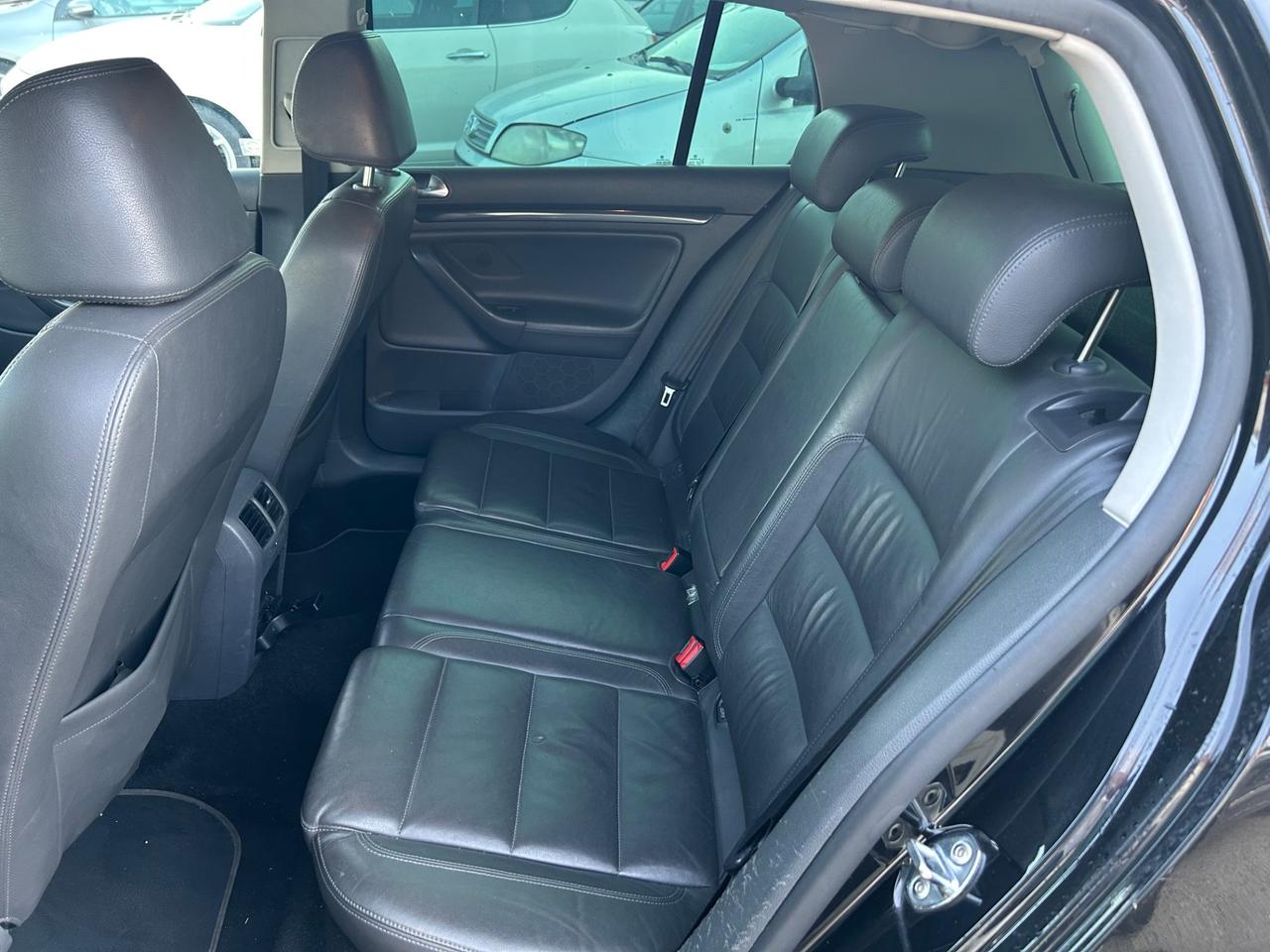 Volkswagen Golf 2.0 TDI DPF 5p. GTI