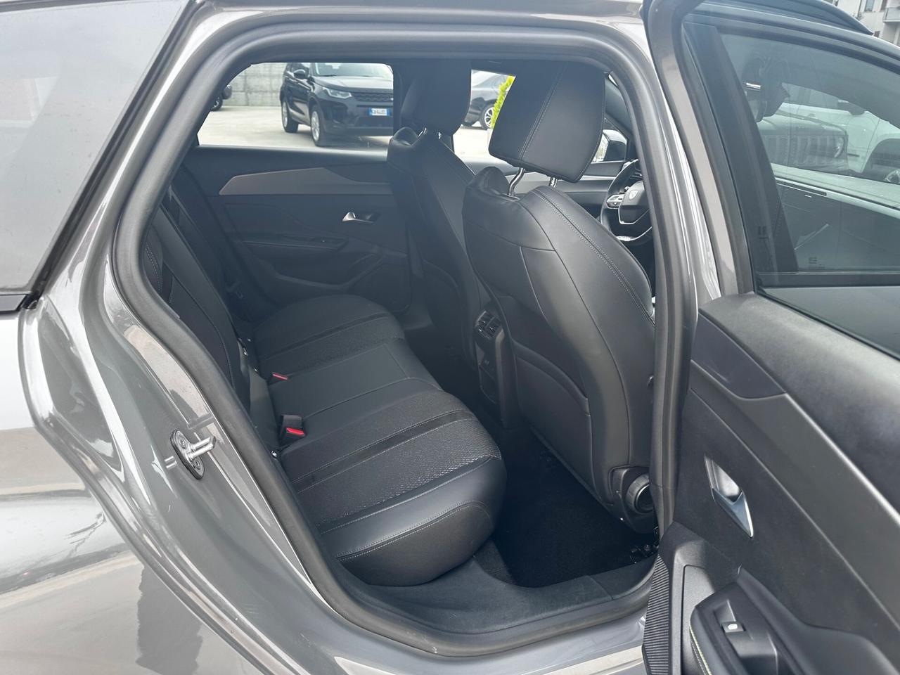 Peugeot 308 BlueHDi 130 S&S EAT8 SW GT