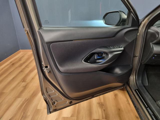 TOYOTA Yaris Cross 1.5 Hybrid 5p. E-CVT AWD-i Adventure