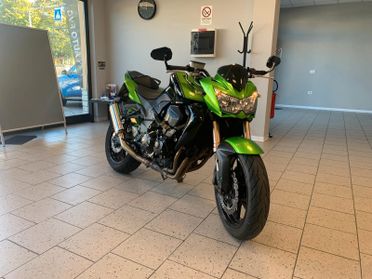 Kawasaki Z-750 "R" Full