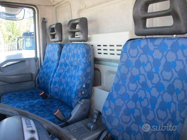 Iveco EUROCARGO 75/18 E5 FURGONE 6M+PEDANA CARICAT