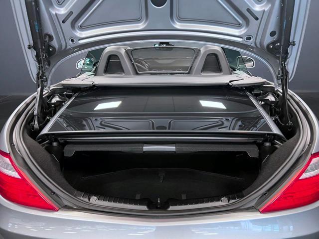 MERCEDES-BENZ SLK 200 CGI Sport