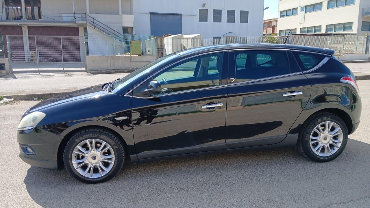 Lancia Delta 1.6 MJT DPF 105 CV Steel