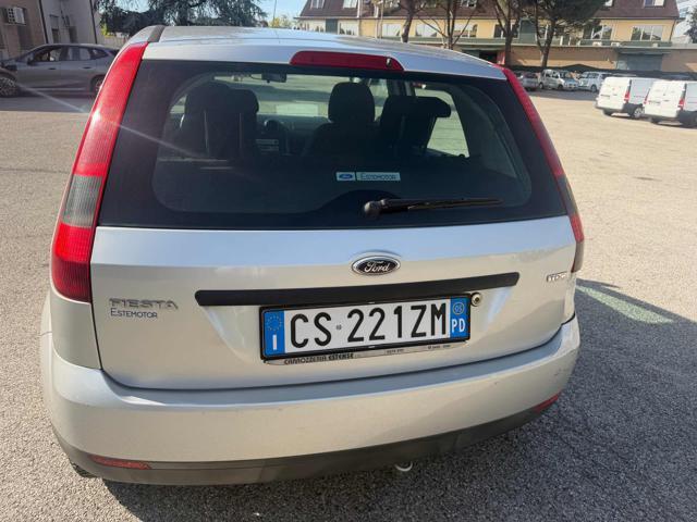 FORD Fiesta 1.4 TDCi 5p. Ghia senza nessun lavoro da fare