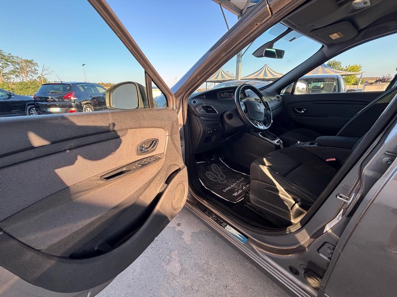 Renault Scenic Scénic 1.5 dCi 110CV Limited 85000km