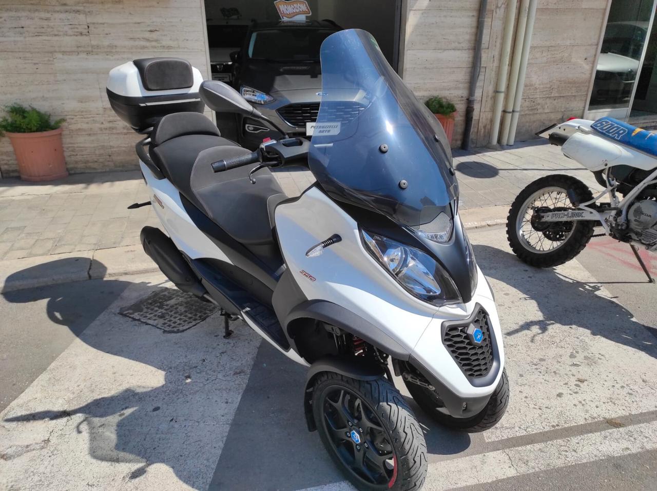 PIAGGIO MP3 350 SPORT ABS PATENTE B 4000KM 2019